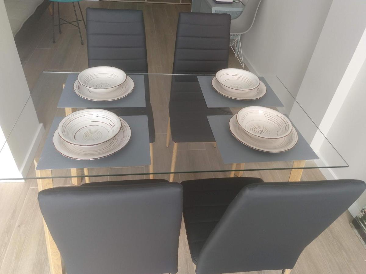 Apartamento Moderno De 70 Metros A 300 Metros De La Playa Valencia Exterior foto